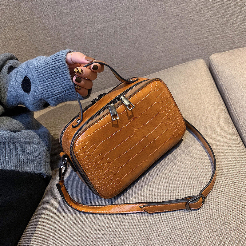 Fashion Crocodile Pattern Handbag - Retro Style