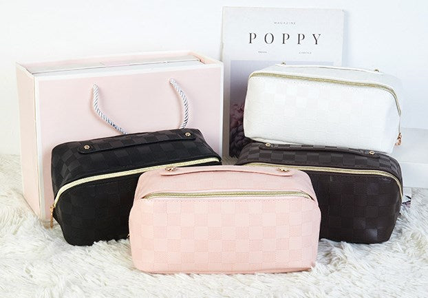 Large-Capacity Leather Makeup Bag for Travel and Toiletries