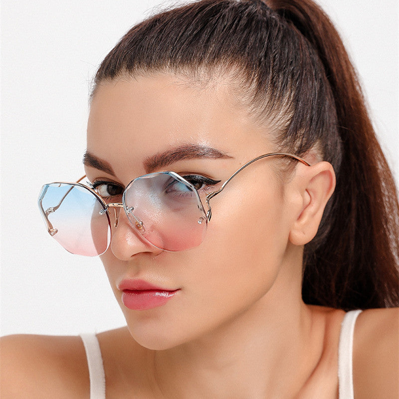 Fashion Gradient Pilot Sunglasses for Women UV400