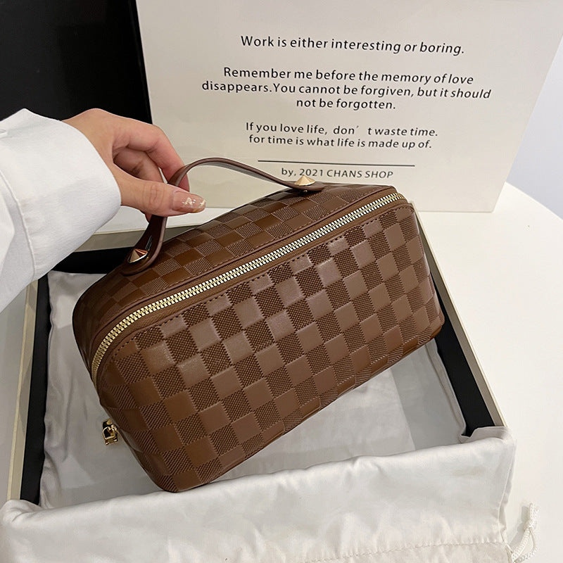 Large-Capacity Leather Makeup Bag for Travel and Toiletries
