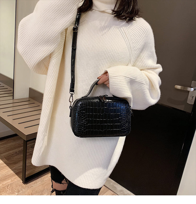 Fashion Crocodile Pattern Handbag - Retro Style