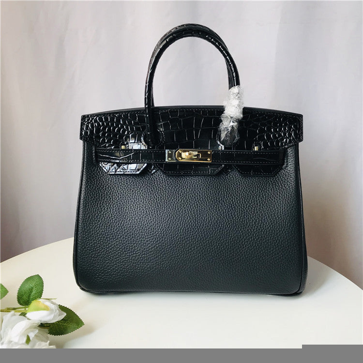 Crocodile Pattern Handheld and Shoulder Bag