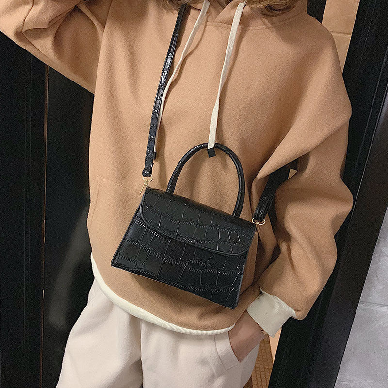 Fashionable Crocodile Pattern Mini Shoulder Bag