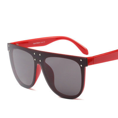 Fashionable Oversized Sunglasses for Men and Women