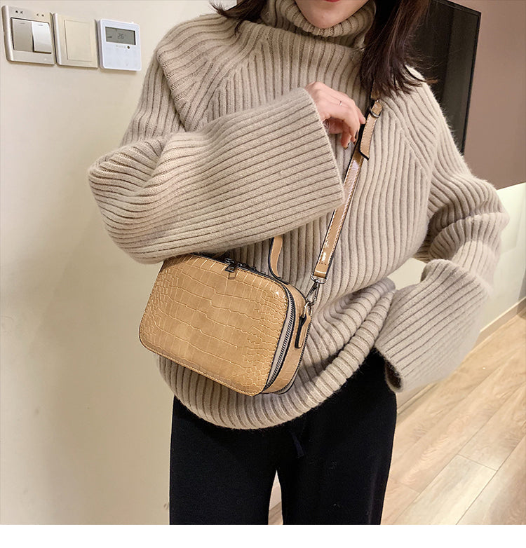 Fashion Crocodile Pattern Handbag - Retro Style
