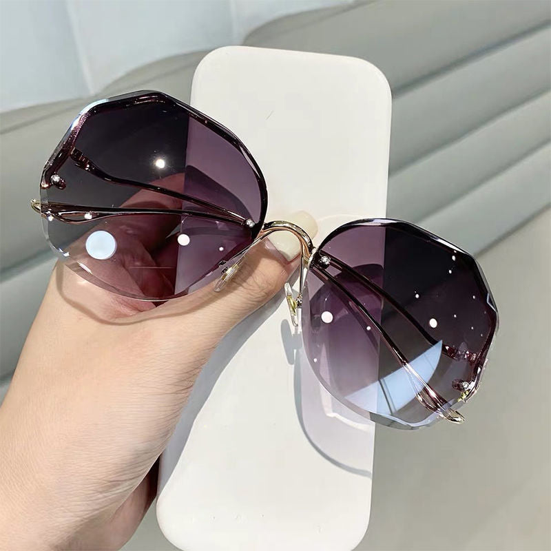 Fashion Gradient Pilot Sunglasses for Women UV400