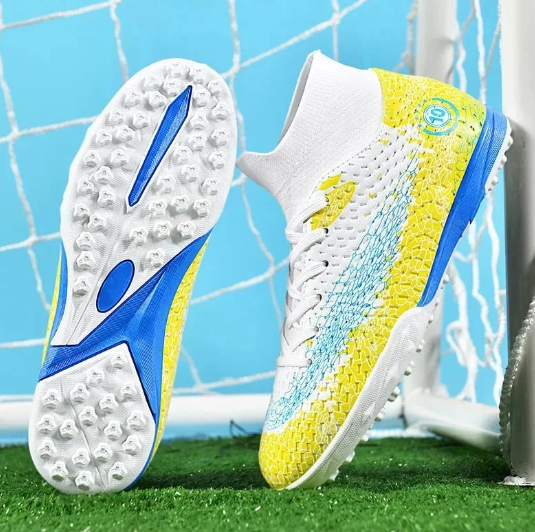 Professional Botinha Society Soccer Shoes - StrikeZone (One Pair)
