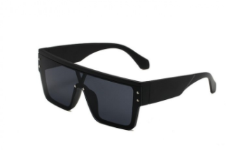 Sunglasses Model 1583 with UV Protection (One Piece)