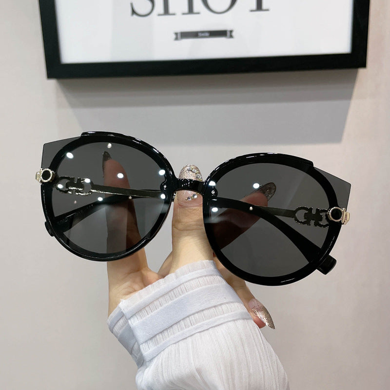 Vintage Cat Eye Round Sunglasses for Women UV400