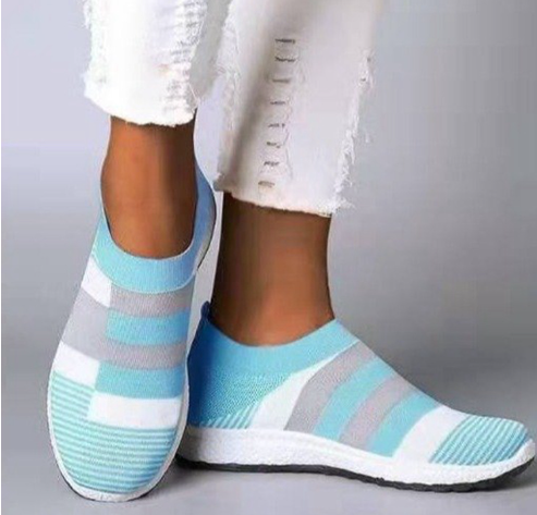 2019 New Fashionable Couple's Breathable Sports Shoes