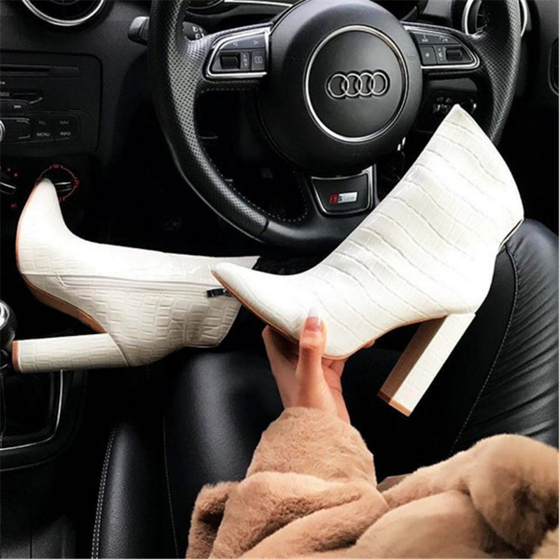 Crocodile Pattern Pointed Toe Chunky Heels