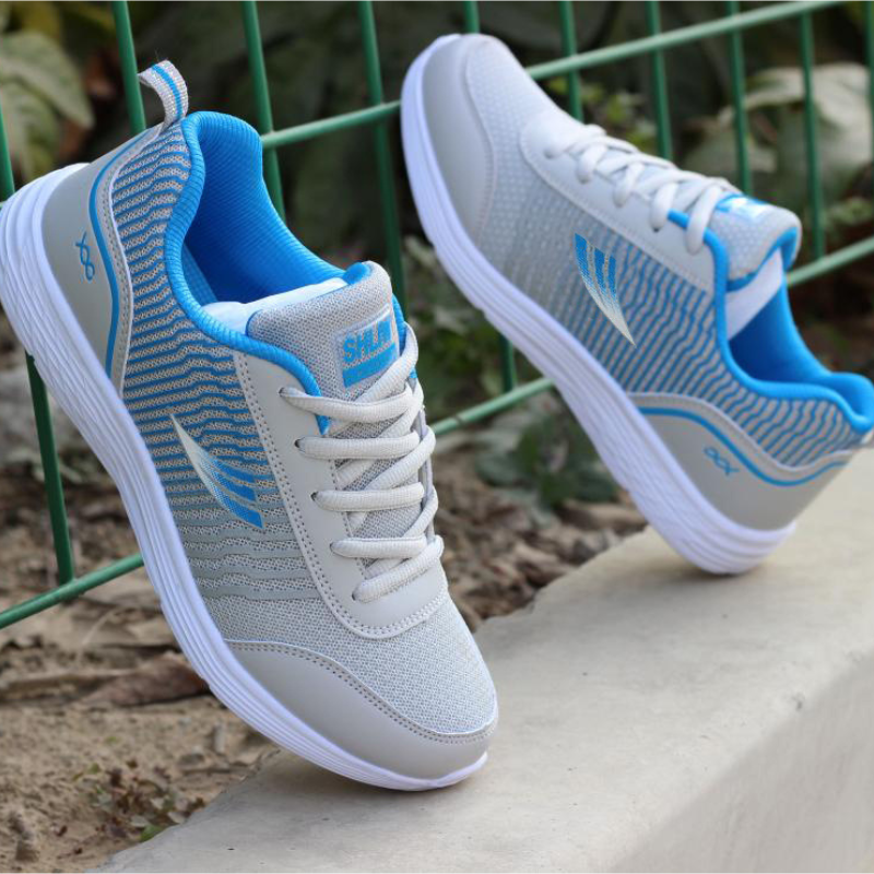 Fashionable Women's Breathable Mesh Sports Shoes