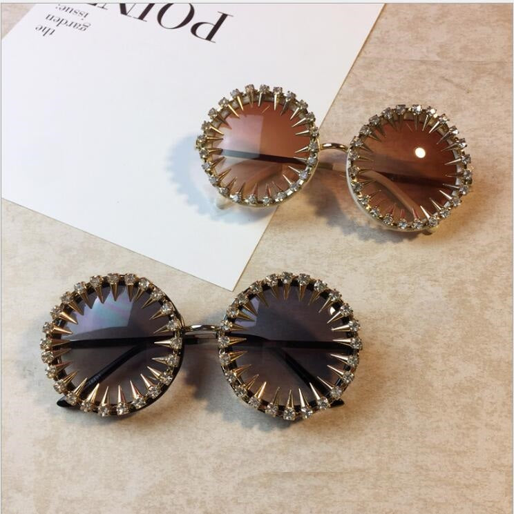 Retro Round Sunglasses for Men and Women