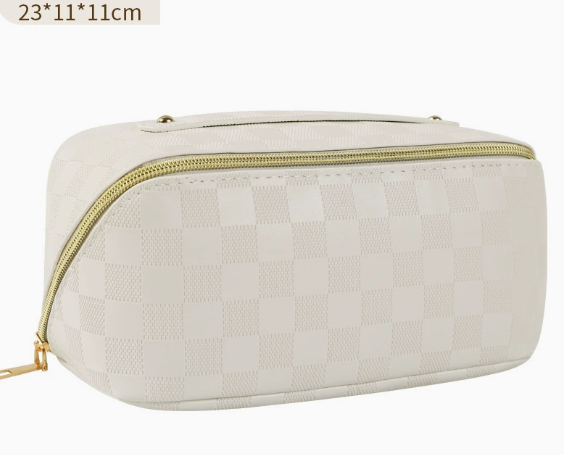 Large-Capacity Leather Makeup Bag for Travel and Toiletries