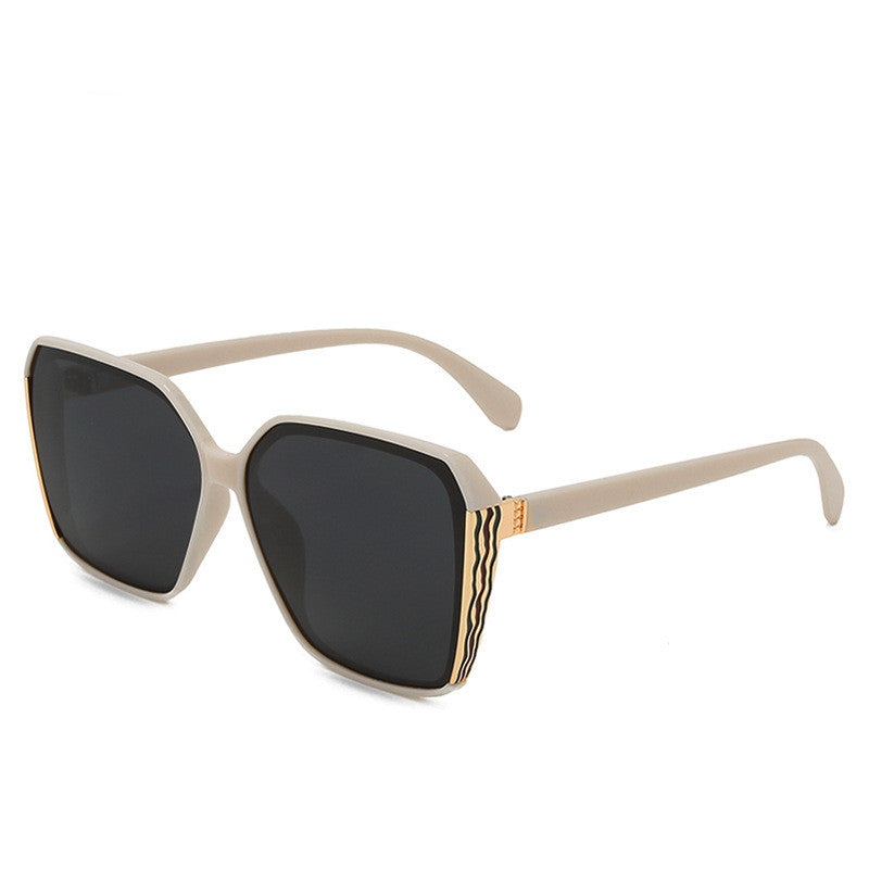 Fashionable Oversized Square Sunglasses for Women X17021