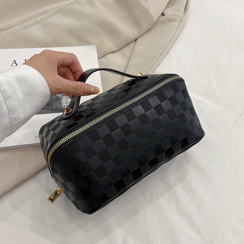 Large-Capacity Leather Makeup Bag for Travel and Toiletries