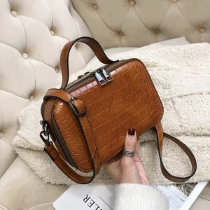 Fashion Crocodile Pattern Handbag - Retro Style