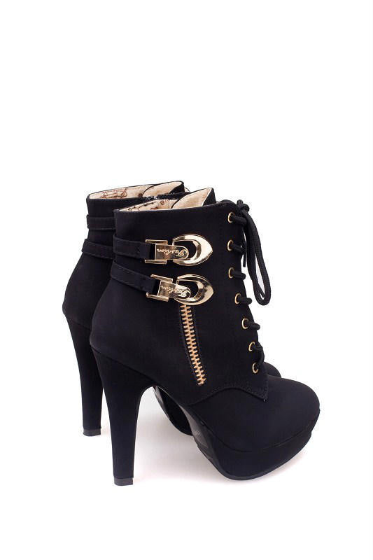 Knight Boots with Thick Waterproof Platform and High Heels