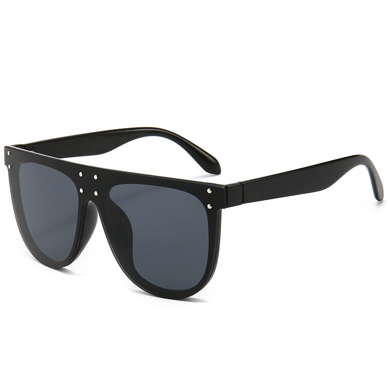 Fashionable Oversized Sunglasses for Men and Women