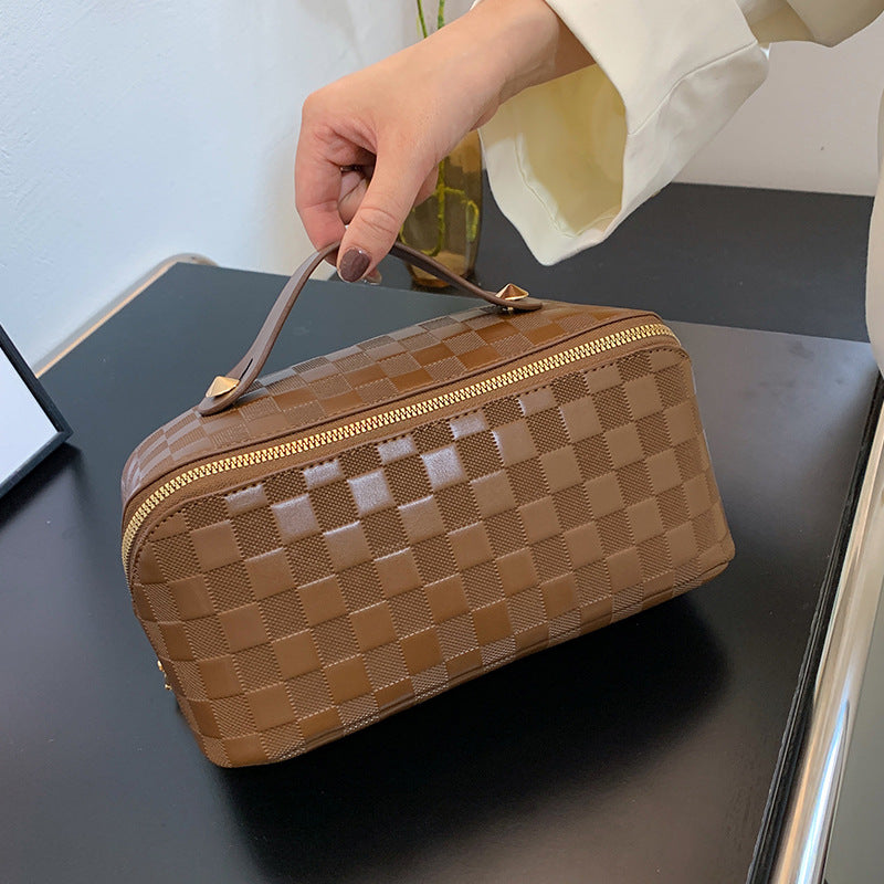 Large-Capacity Leather Makeup Bag for Travel and Toiletries