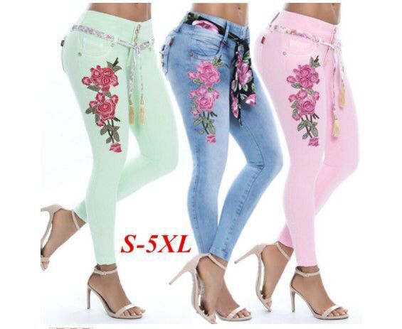 Embroidered Slim Fit Jeans
