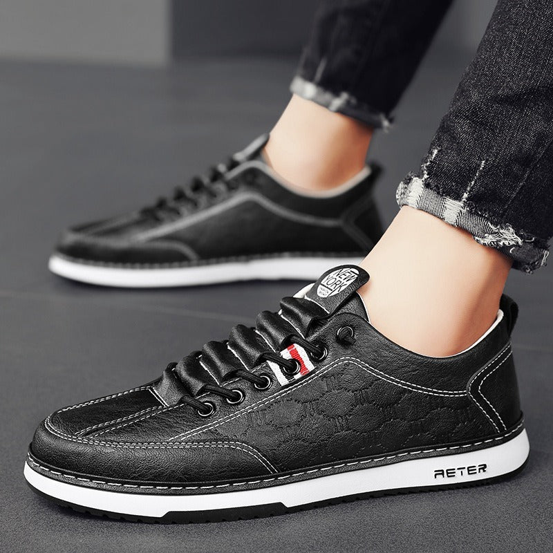 Trendy Slip-On Men's Casual Leather Sneakers for Autumn
