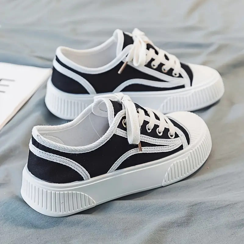 Fashionable Women's Thick-Soled Canvas Sneakers