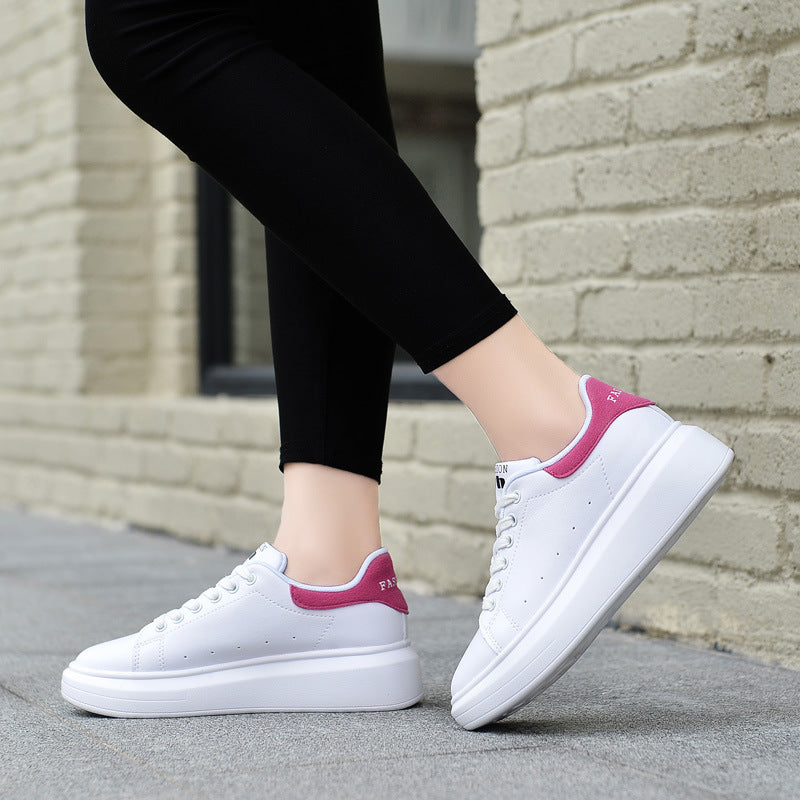 Women’s Breathable Lace-Up Casual Sneakers